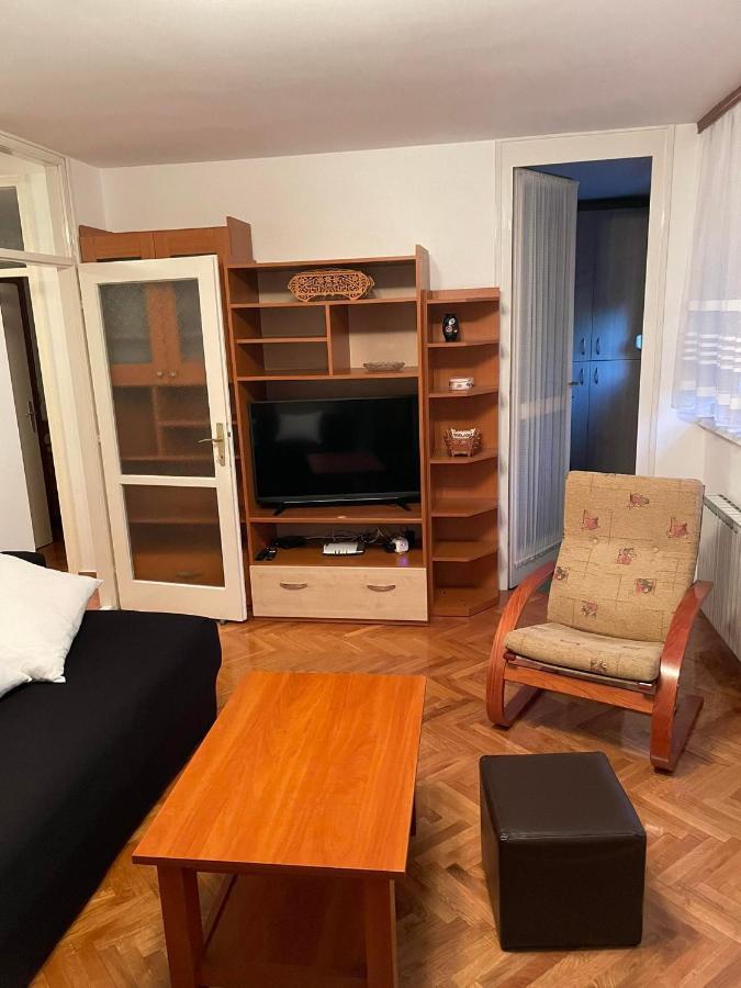 Lolly Apartment 카를로바츠 외부 사진